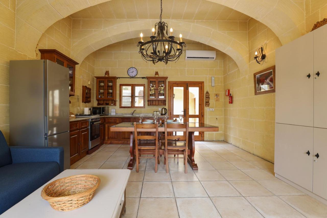 Вілла Superb Maltese Farmhouse With Private Pool Вікторія Екстер'єр фото